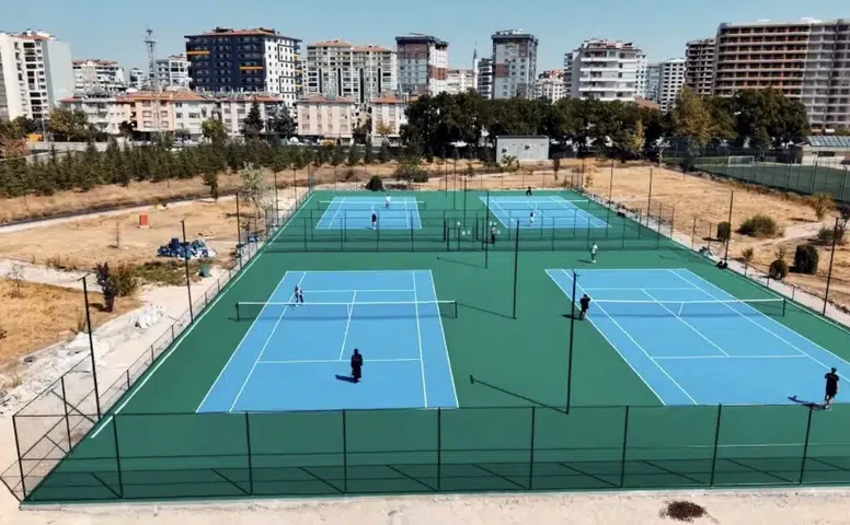 Burası Konya’daki o üniversitede! Tenis severler müjde