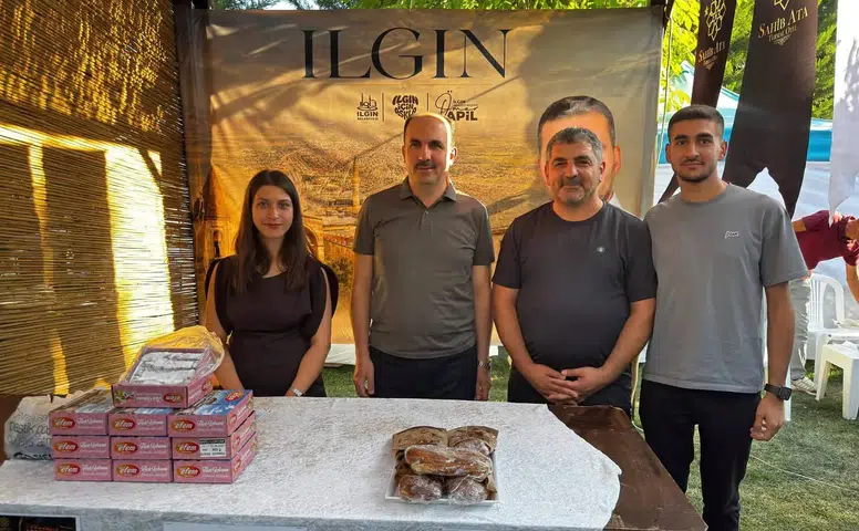 Başkan Altay, GastroFest’te Ilgın standını ziyaret etti