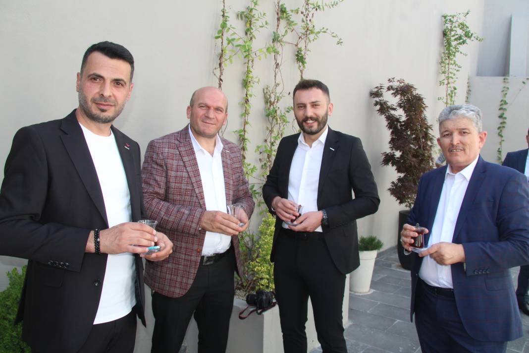 Dostların çay sohbeti 1