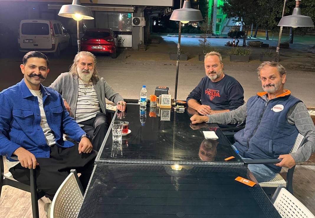 Dostlar buluştu 1