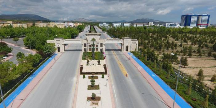 Selçuk Ünversitesi'nde gururlandıran başarı! İşte en çok ödül alan o fakülte...