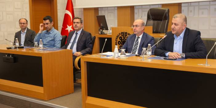 Genç sporculara tam destek: Başkan Pekyatırmacı'dan anlamlı ziyaret