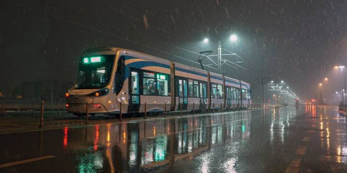 Konya, kara, hava ve demiryoluyla Türkiye’yi birleştiriyor! İşte rakamların gücü