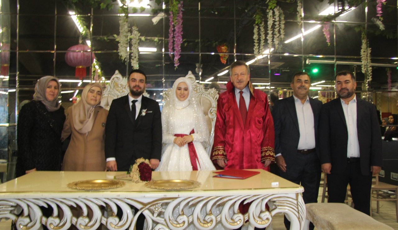 sumeyra-ve-fatihin-mutlu-gunu-4.jpg
