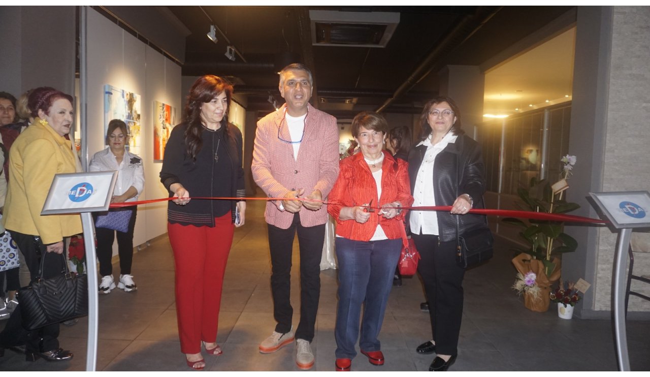 cumhuriyetin-100-yil-sergisi-acildi-1.jpg