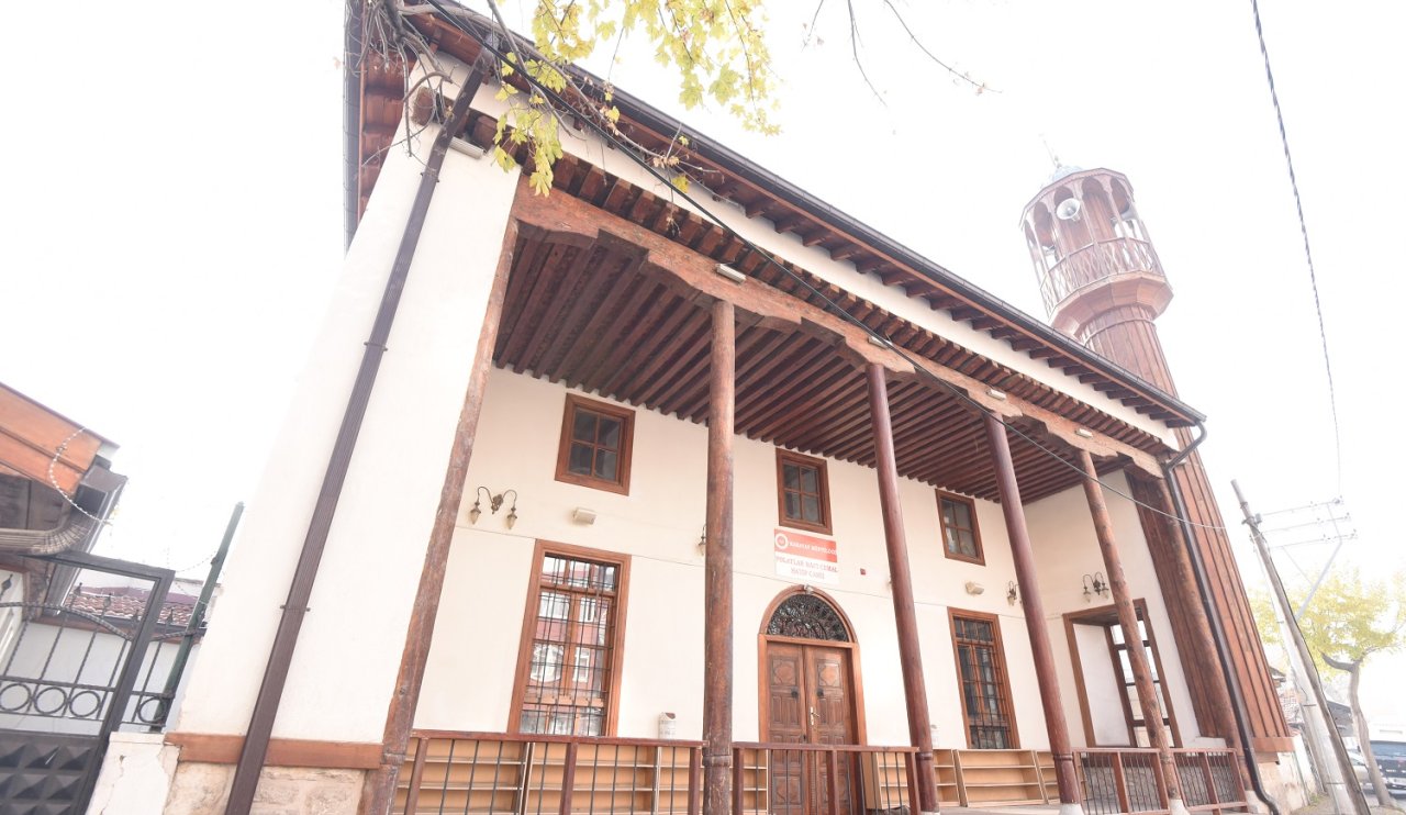 tarihi-cami-inceleme-2.jpg
