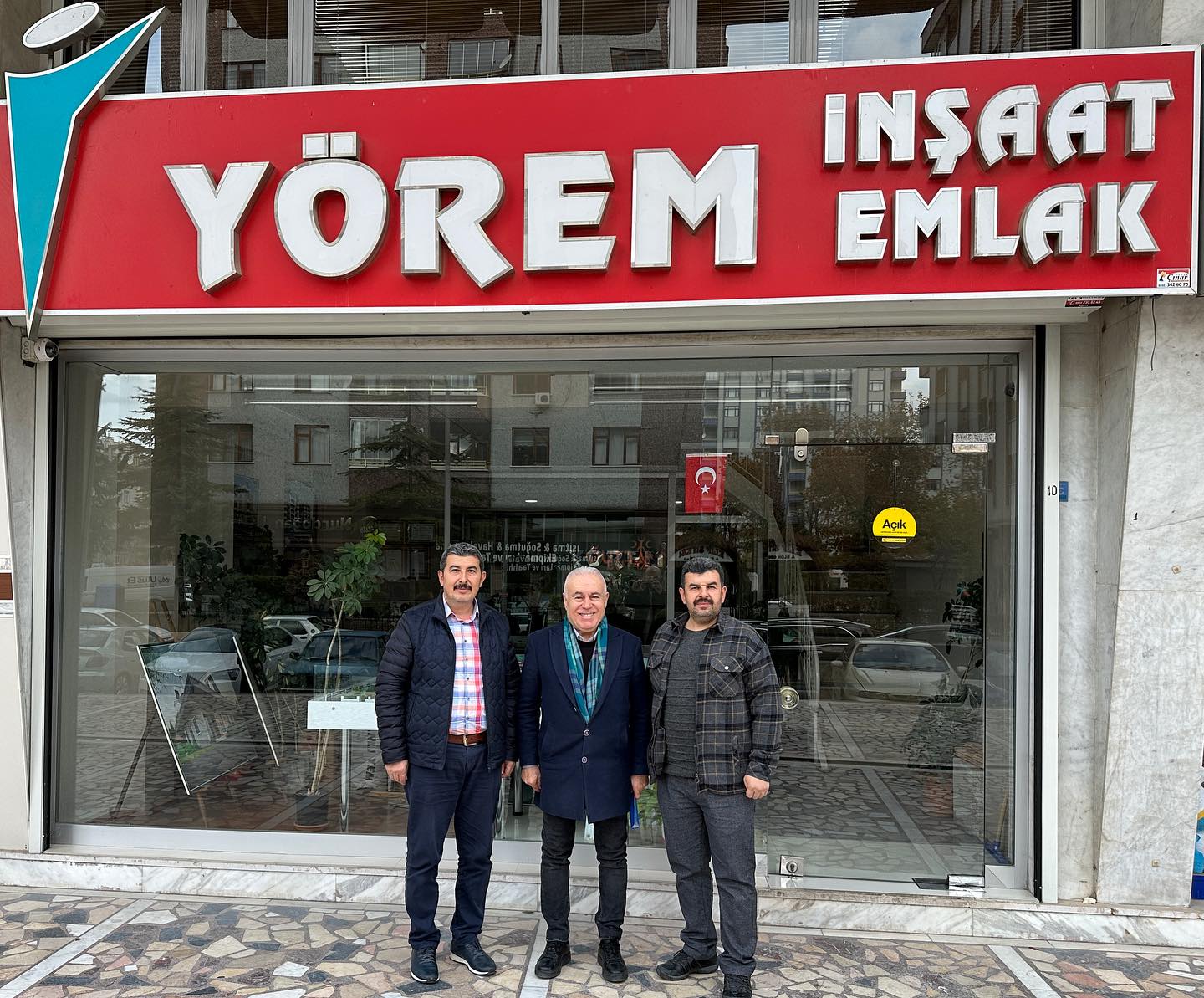 emlakci-dostlar.jpg