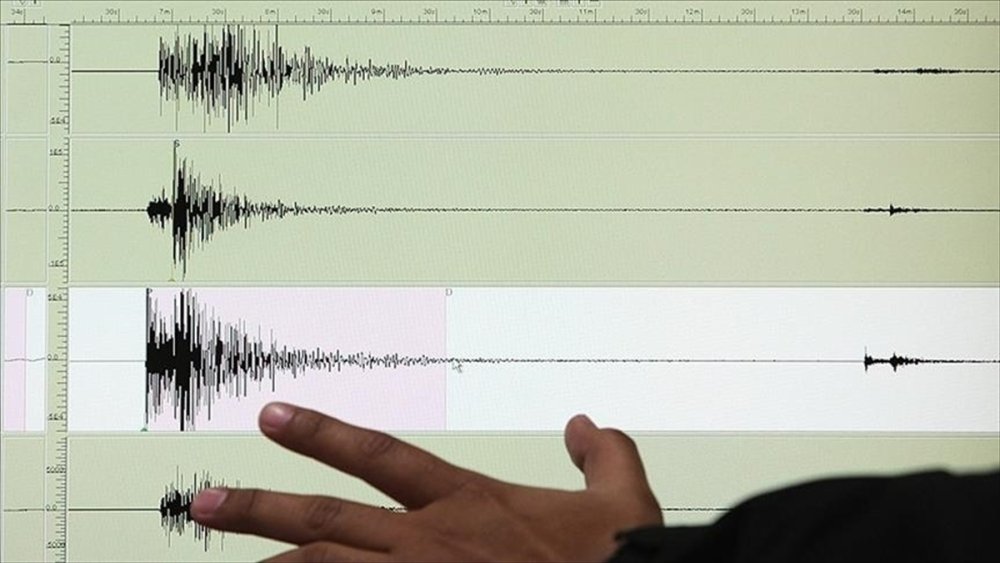 Muğla'da deprem! Şiddetli sallandı...