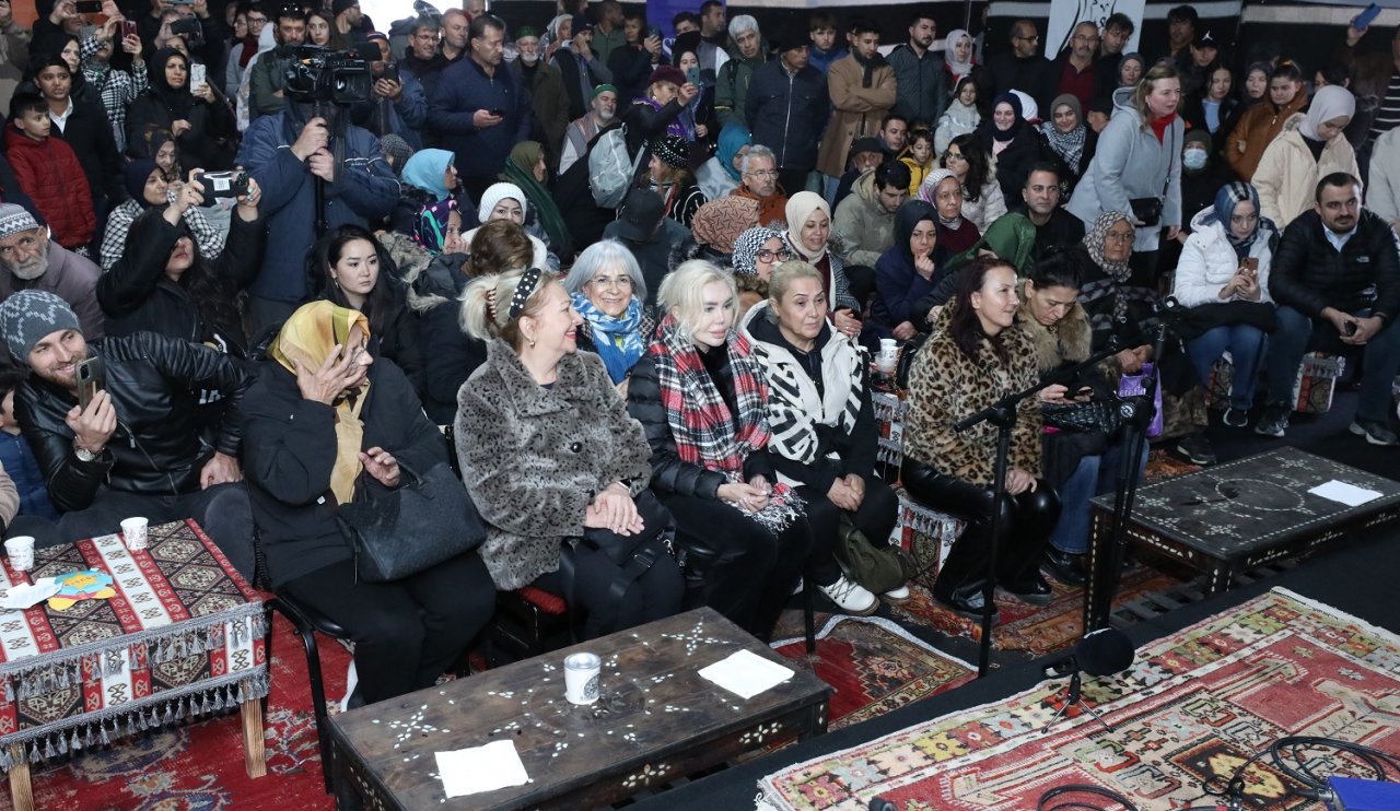 asiklar-bayrami-5.jpg