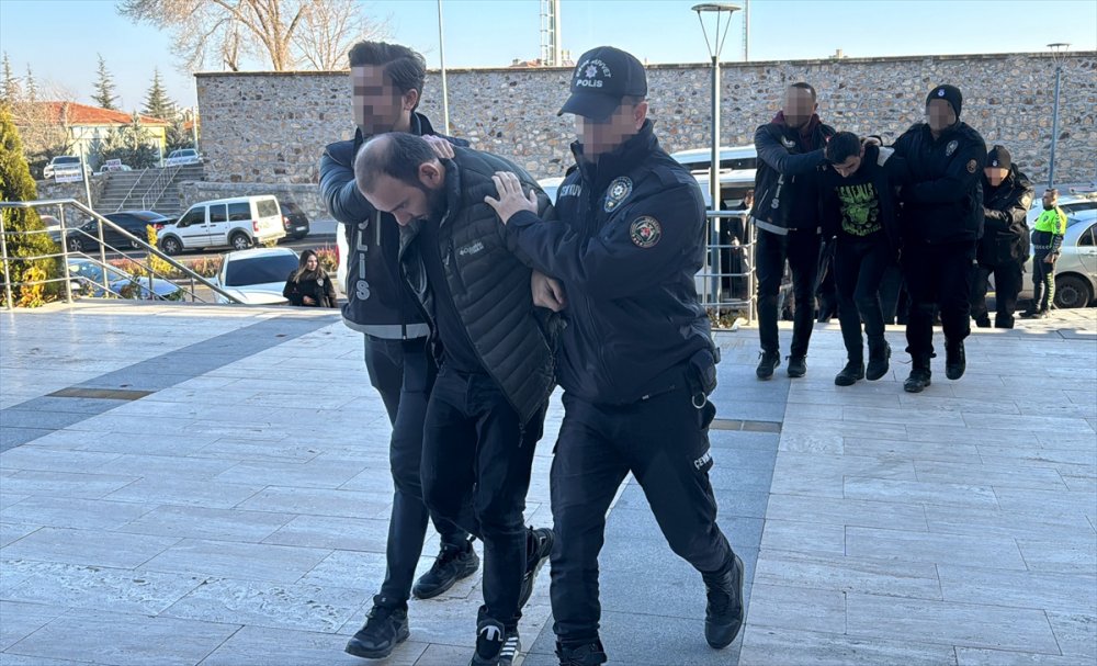 Dev uyuşturucu operasyonu! Çok sayıda kişi gözaltında...