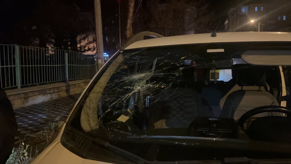 O polis memuru hastaneye kaldırıldı!