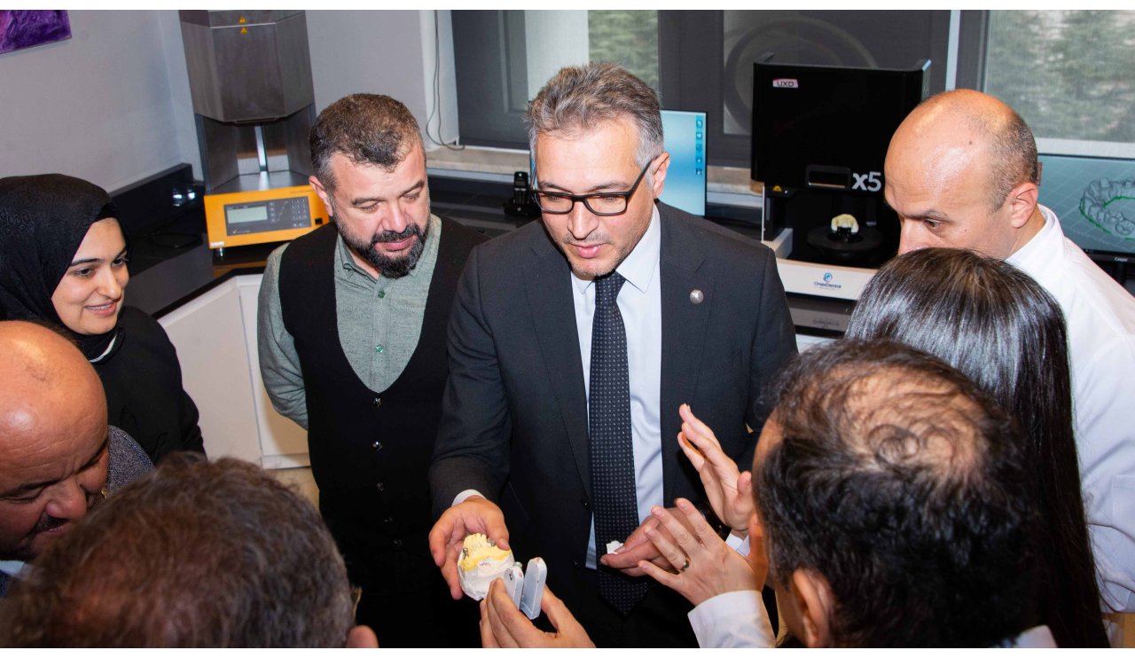 su-dis-hekimligi-fakultesinde-cad-cam-laboratuvari-acildi-2.jpg