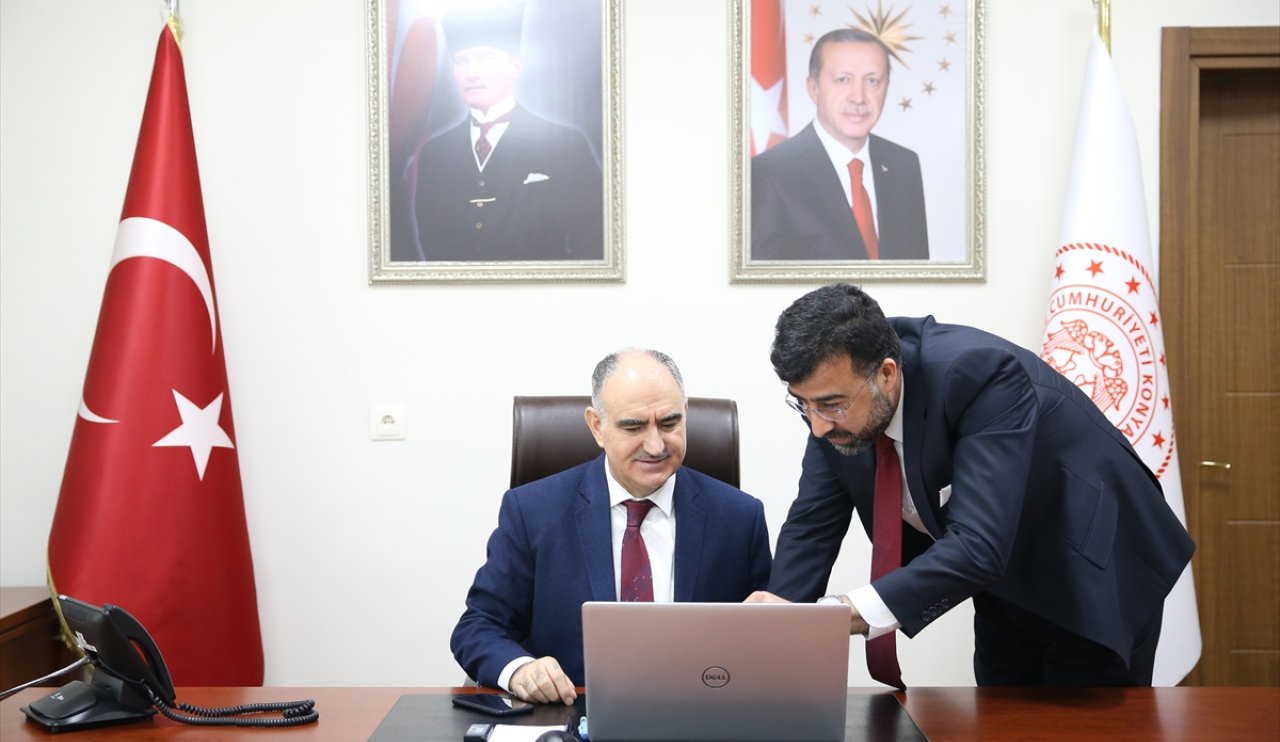 aa-20240123-33509487-33509485-konya-valisi-vahdettin-ozkan-aanin-yilin-kareleri-oylamasina-katildi.jpg