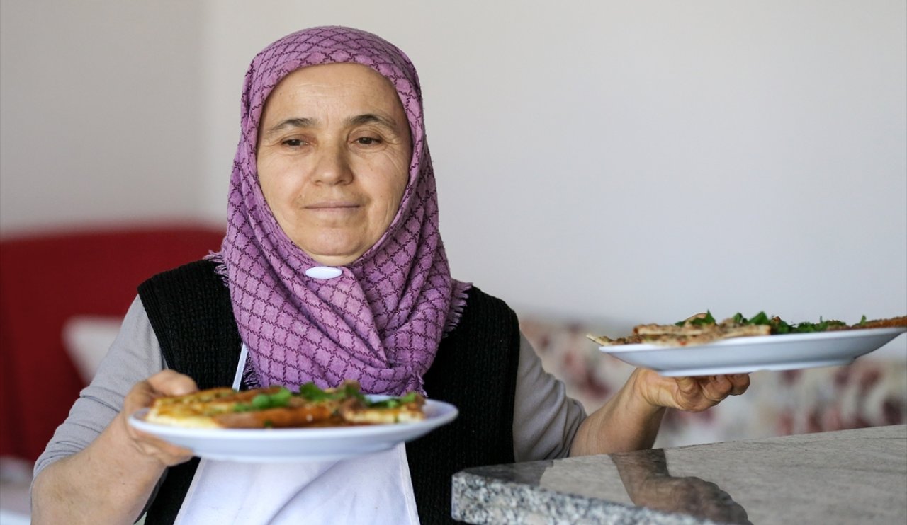 aa-20240217-33730981-33730977-etli-ekmek-ustasi-cift-hayati-da-isi-de-askla-paylasiyor.jpg