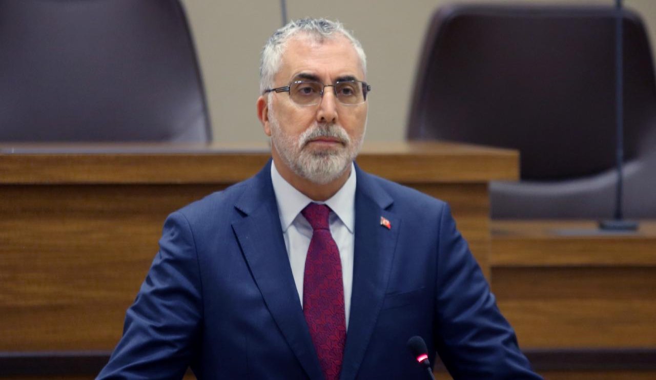 vedat-isikhanaa-2206609.jpg