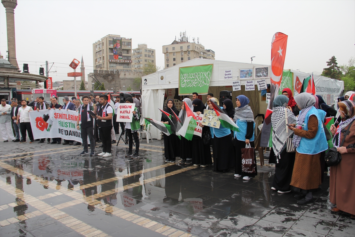 aa-20240420-34321269-34321265-kayseride-israilin-filistine-yonelik-saldirilari-protesto-edildi.jpg