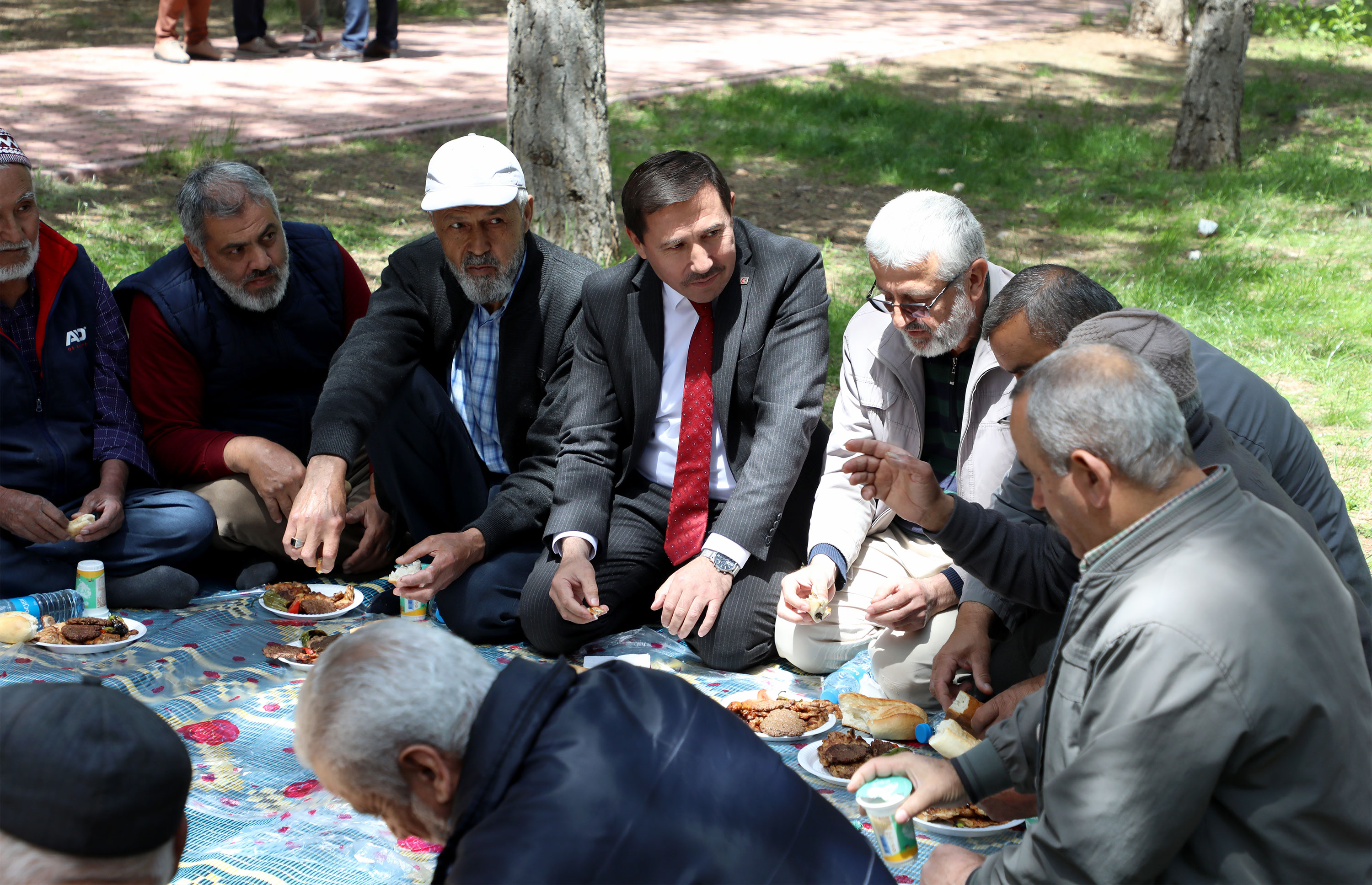 emekliler-piknik-etkinligi-3.jpg