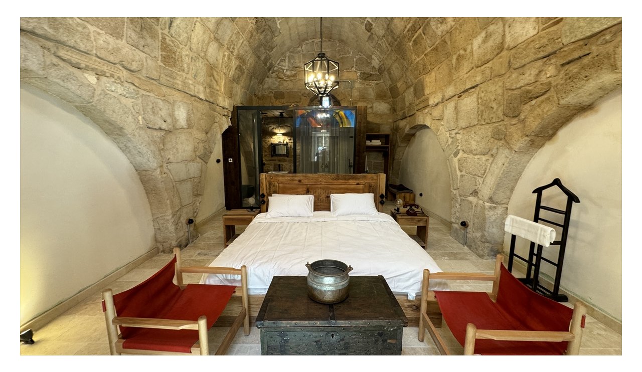 aa-20240510-34519774-34519766-obruk-golu-manzarali-kervansaray-otel-turizme-katki-sunacak.jpg