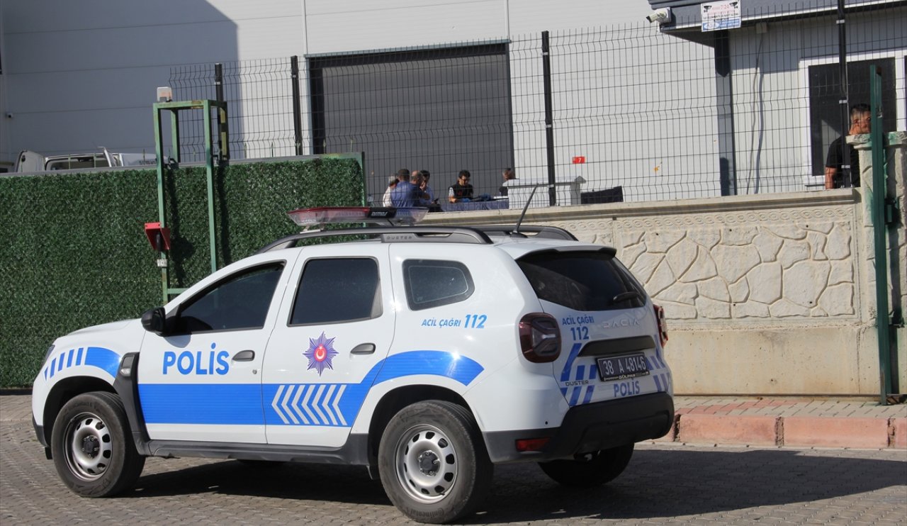 aa-20240906-35576935-35576934-kayseride-bir-kadin-calistigi-fabrikanin-bahcesinde-tufekle-olduruldu.jpg
