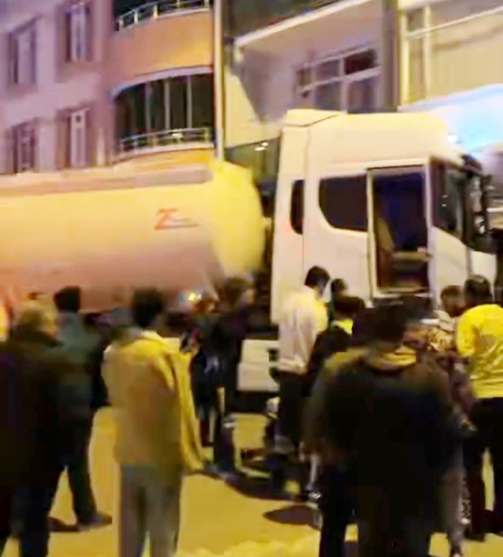 Kulu'da akaryakıt tankeri kontrolden çıktı: Facianın eşiğinden dönüldü