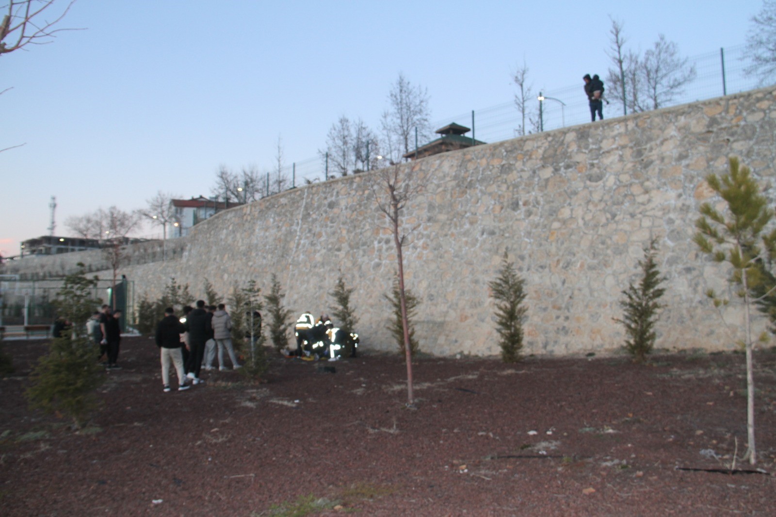 aw382830-01.jpg