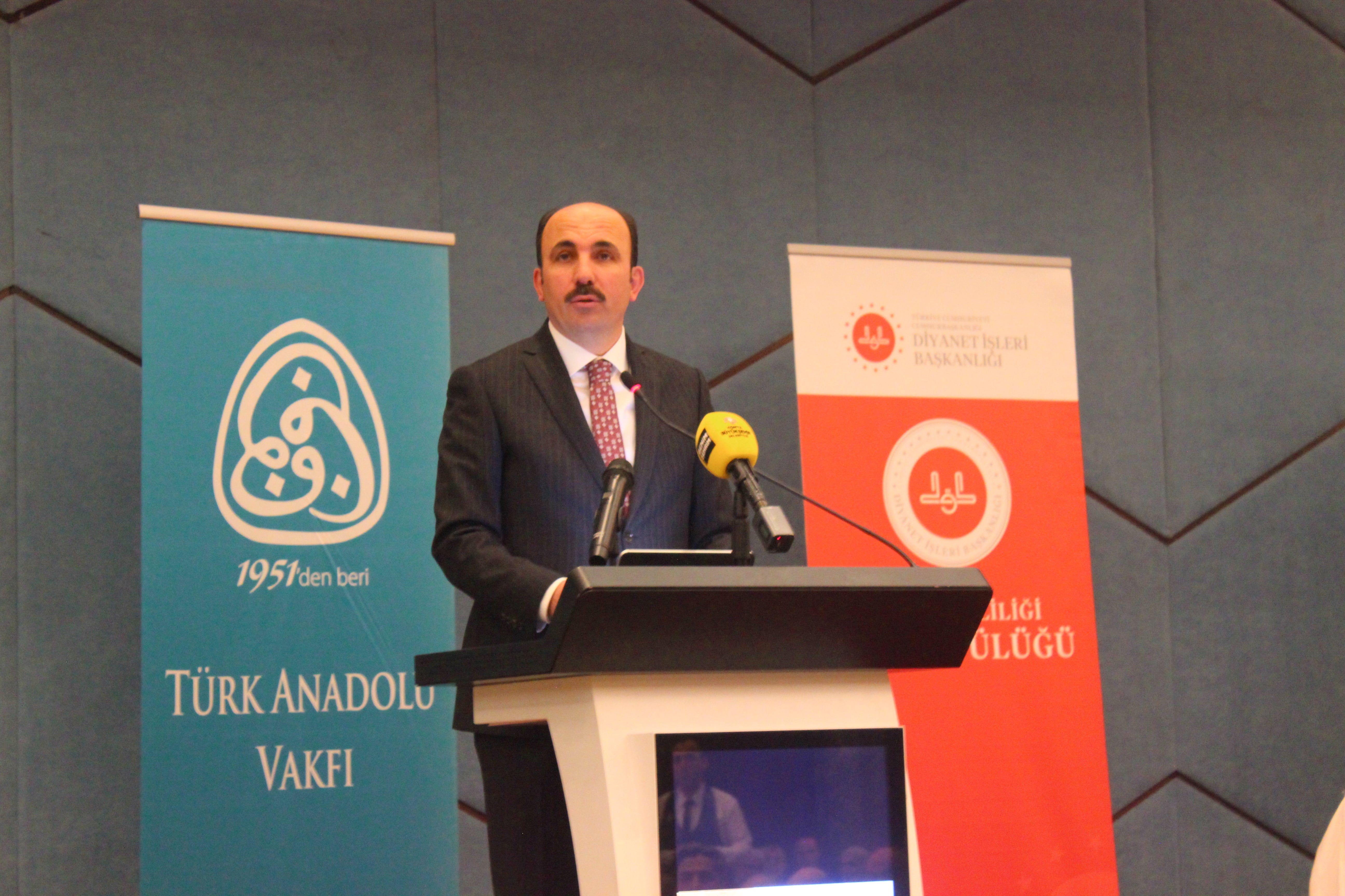 ugur-ibrahim-altay-min.jpg