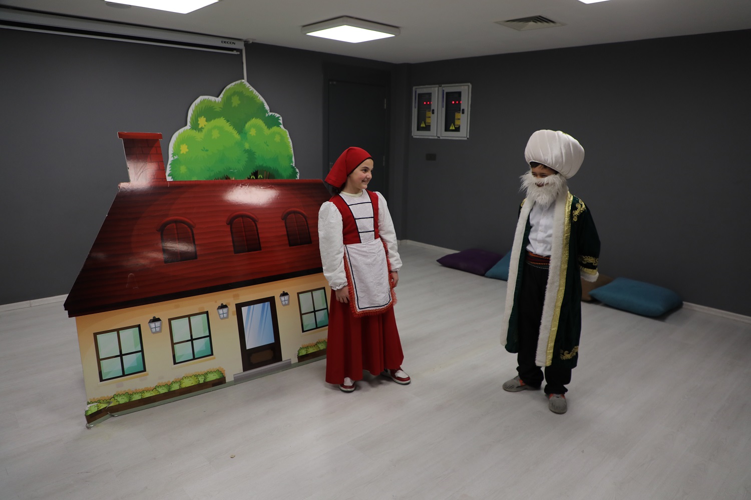 akademi-10.jpg