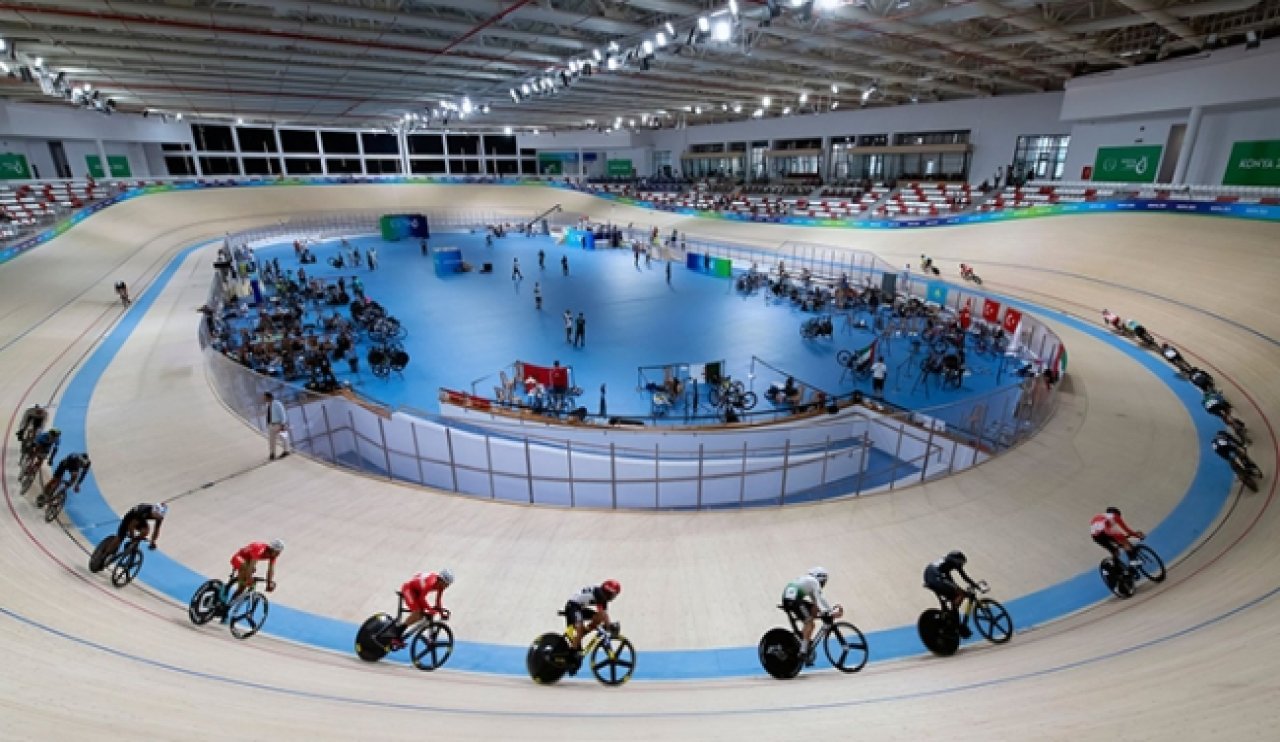 1741332010-2025-uci-pist-bisikleti-uluslar-kupas-konya-da.jpg
