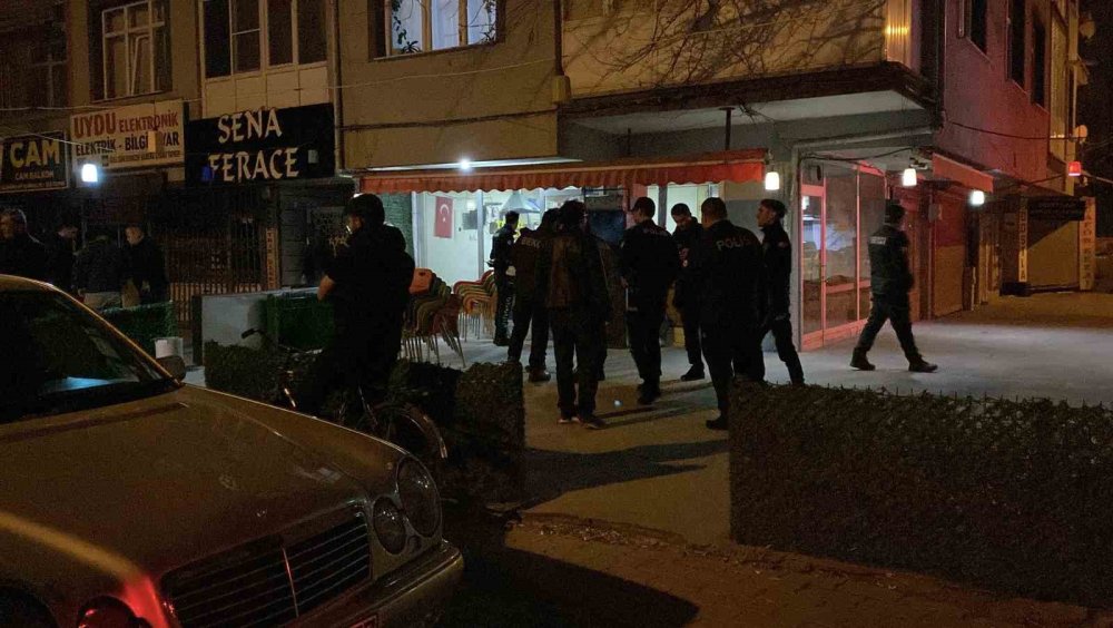 Konya’da olaylı gece! Öfkeli grup iki çocuğa saldırdı