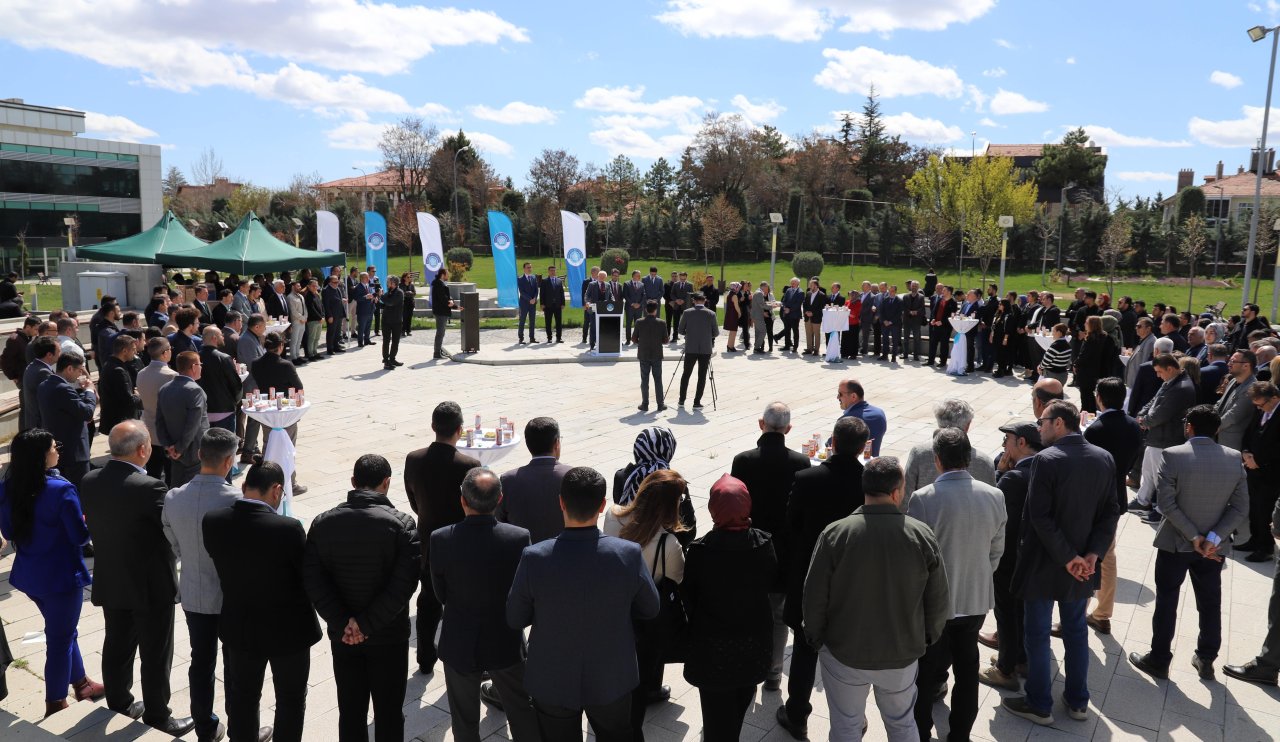 yapilmayanlari-yapan-bir-universiteyiz-1.jpg