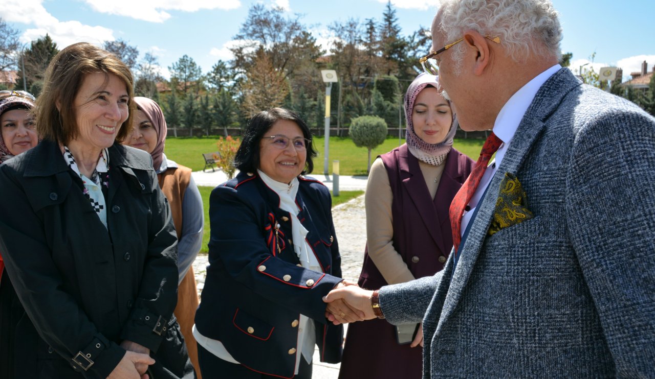 yapilmayanlari-yapan-bir-universiteyiz-7.jpg