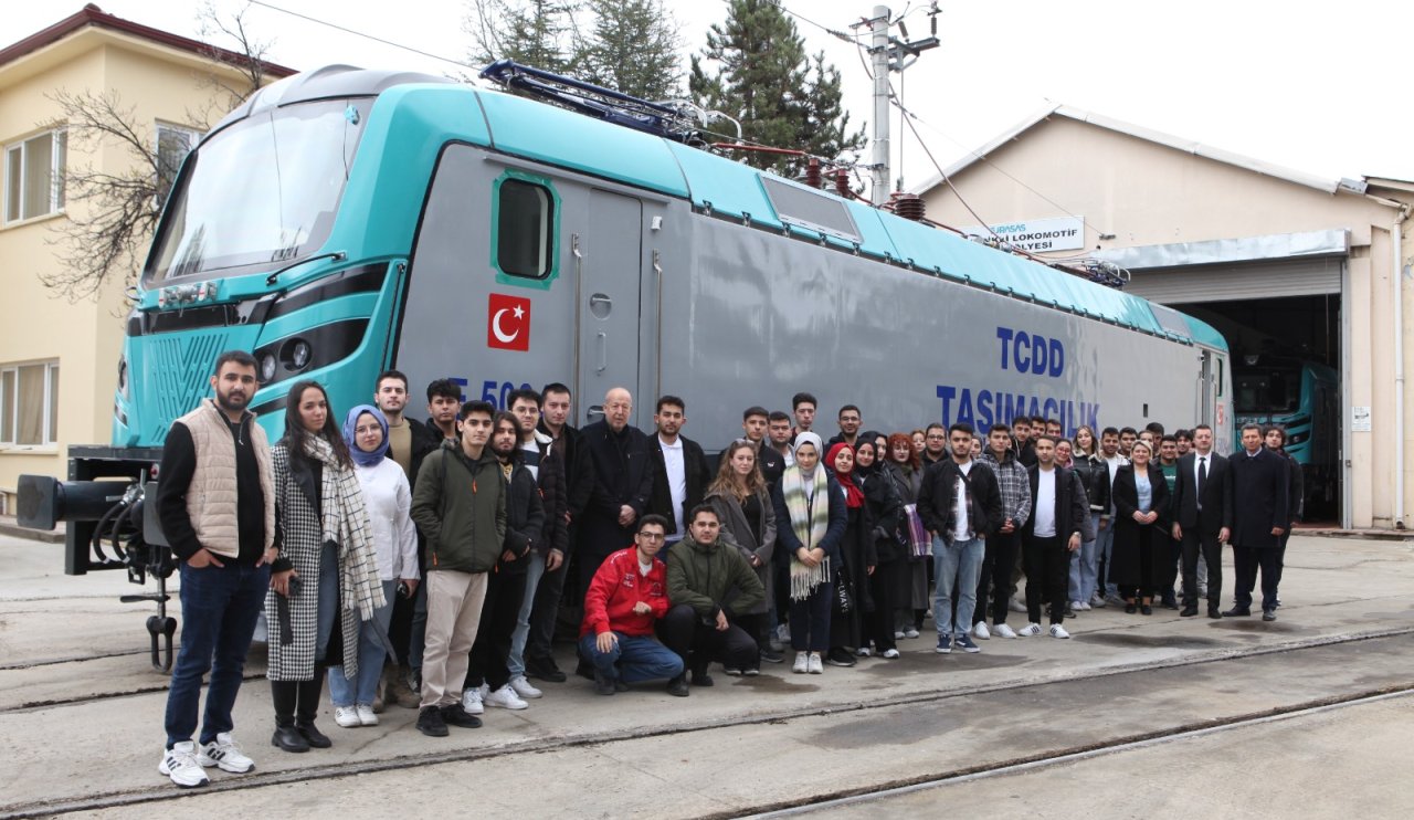 yarinlarin-muhendisleri-raylara-yon-veriyor-2.jpeg