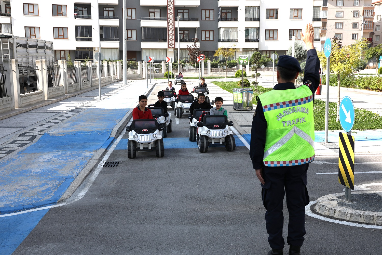 trafik-ve-ilk-yardim-haftasi-mesaji-1.jpg