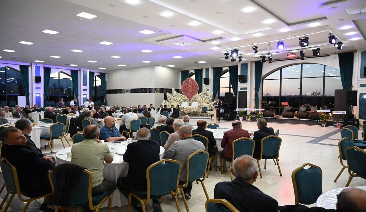 seydisehirde-emekli-ogretmenlere-vefa-gecesi-8.jpg