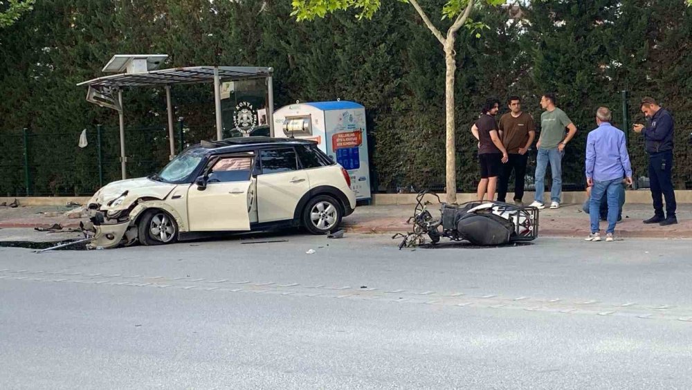 Konya’da motokurye feci şekilde can verdi! Metrelerce havaya savruldu