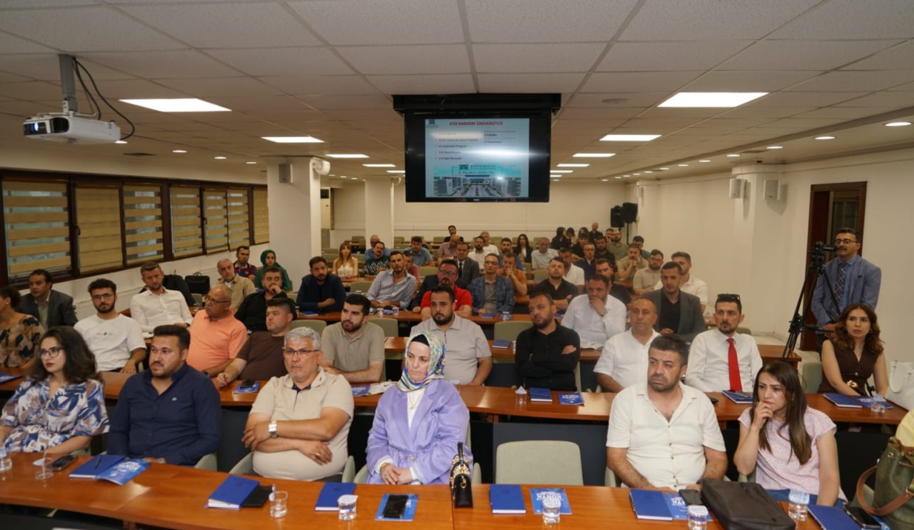 yeni-uyelerle-tanisma-toplantisi-2.jpeg