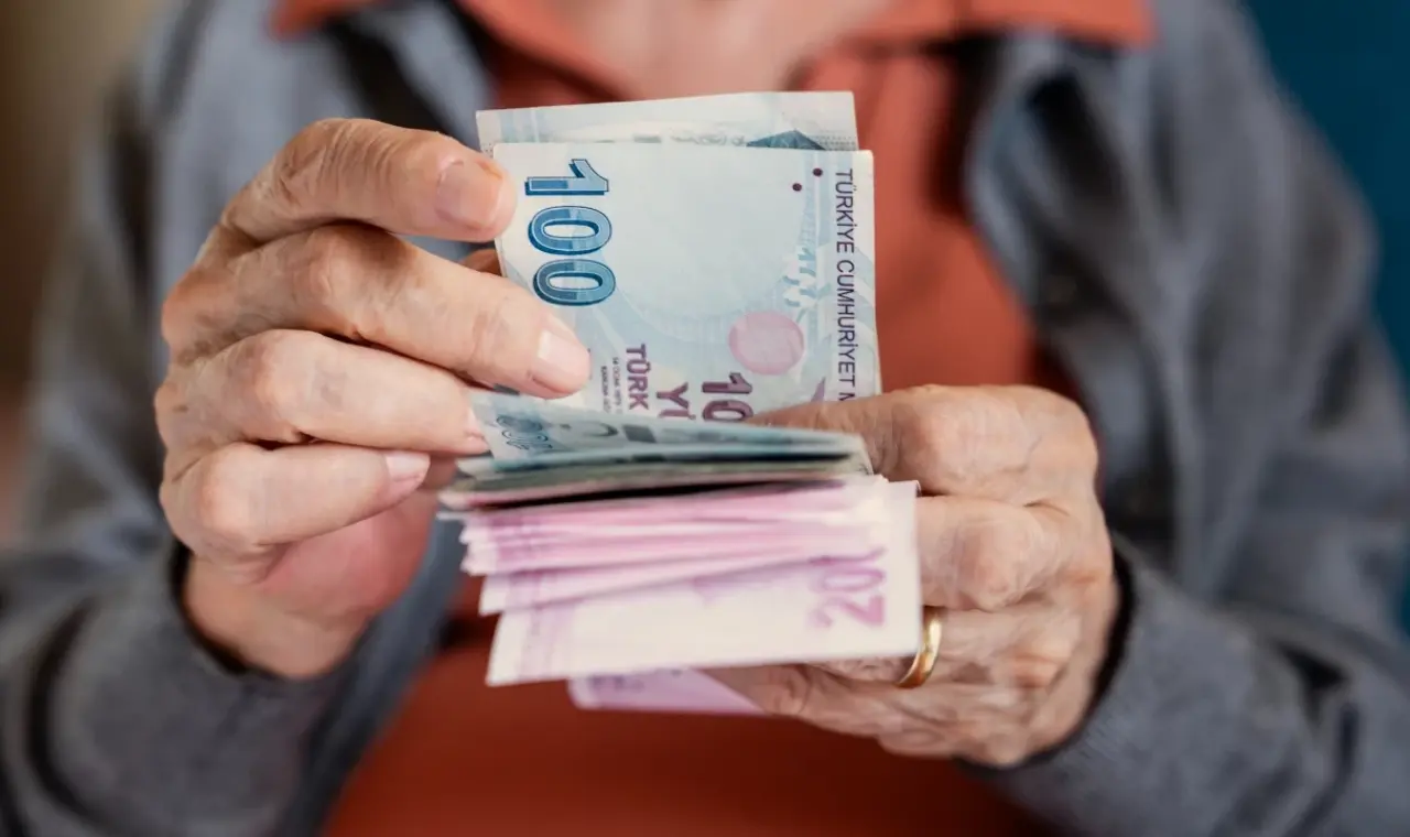 Memur ve emekli maaş tabloları sil baştan! 2