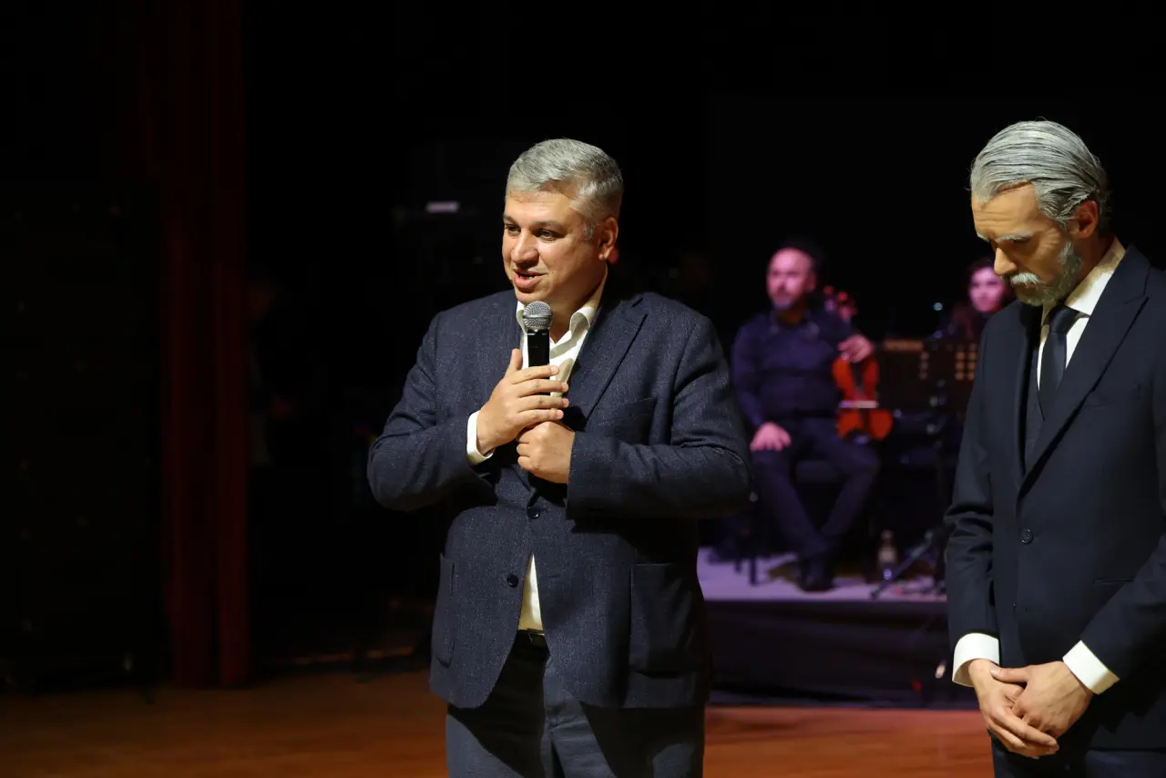 Konya Selçuklu’da kültür-sanat gecesi: Necip Fazıl sahnede yaşatıldı 8