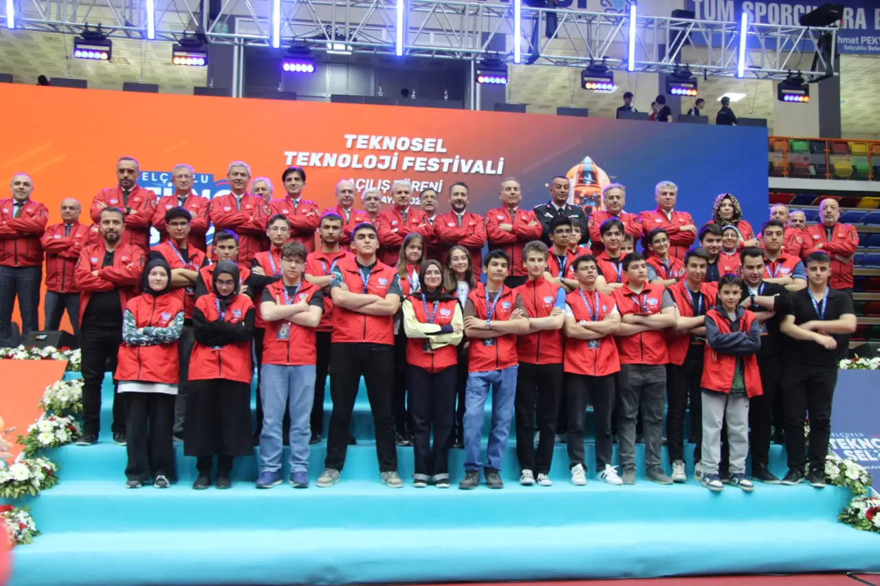 Konya’da teknoloji rüzgarı! TEKNOSEL 2026 kapılarını açtı 1
