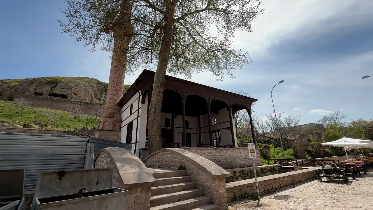 Konya'da 3 Osmanlı camisi zamana meydan okuyor 6