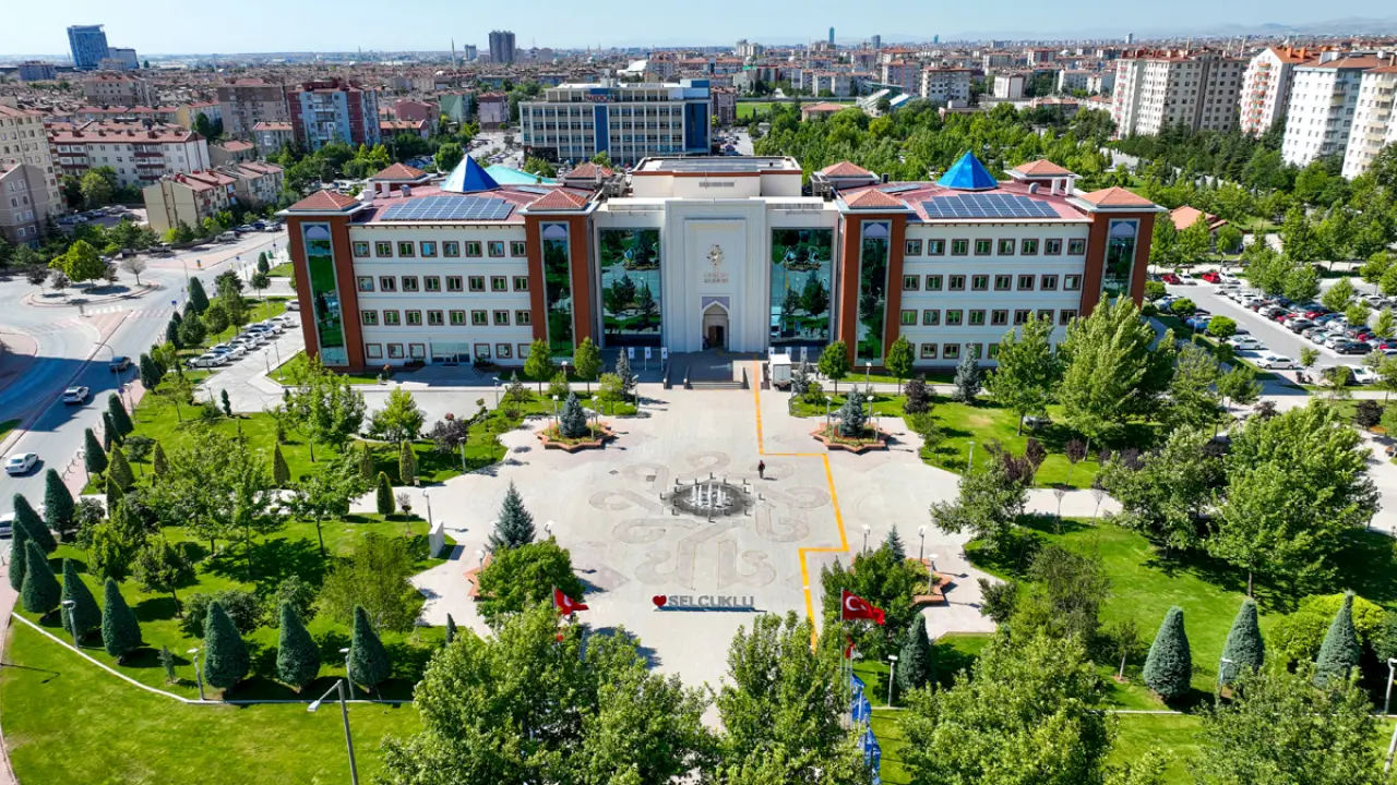 Selçuklu Belediyesi bayrama hazır! Bin 700 personelle 7/24 hizmet verilecek 13