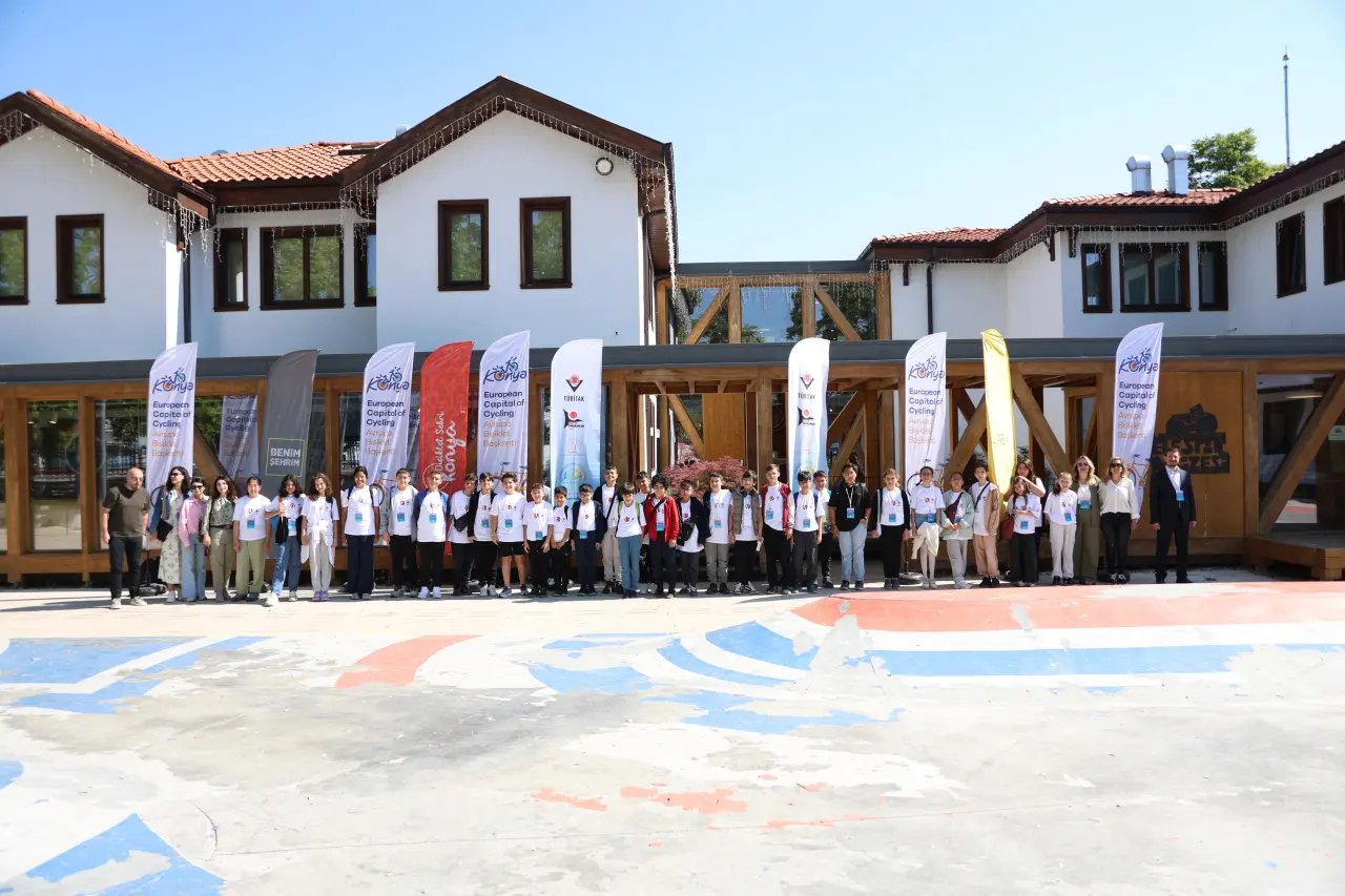 Öğrenciler Konya’da bisikleti sadece öğrenmedi, sürdü ve tamir etti 1