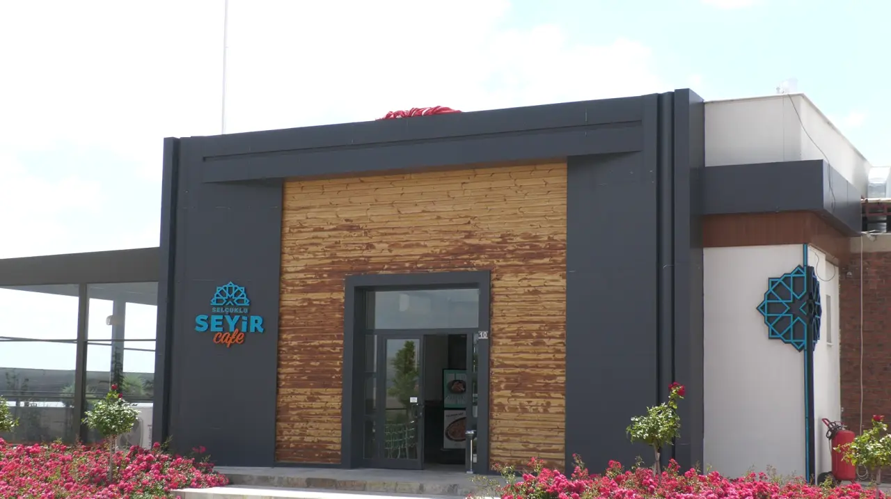 Konya'da bu manzarayı izlemek isteyenler Seyir Kafe'ye gidiyor! 1