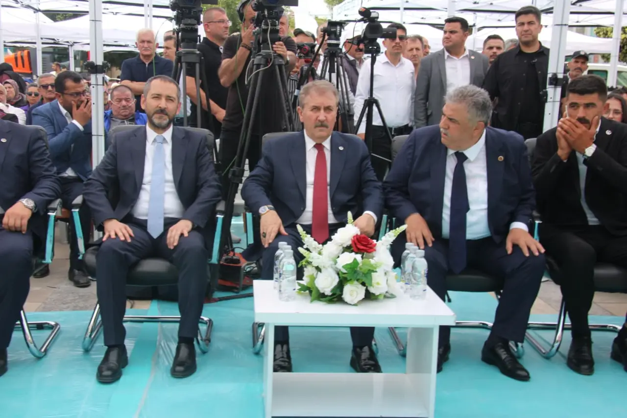Konya'da konuşan Mustafa Destici: "Emekli maaşı 30 bin lira olmalı!" 6