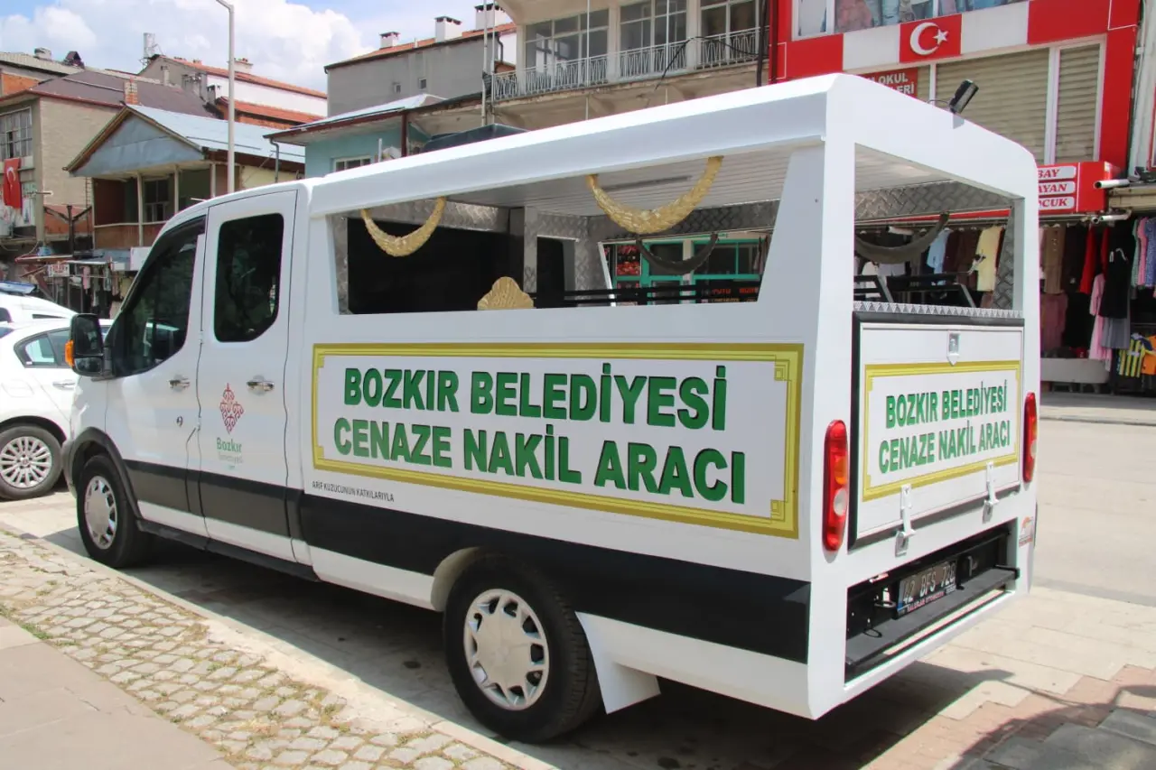 Konya'da konuşan Mustafa Destici: "Emekli maaşı 30 bin lira olmalı!" 9