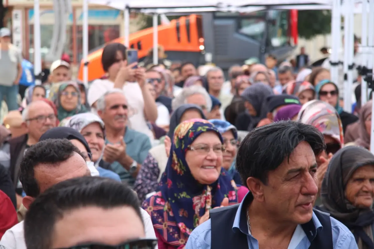 Konya'da konuşan Mustafa Destici: "Emekli maaşı 30 bin lira olmalı!" 7