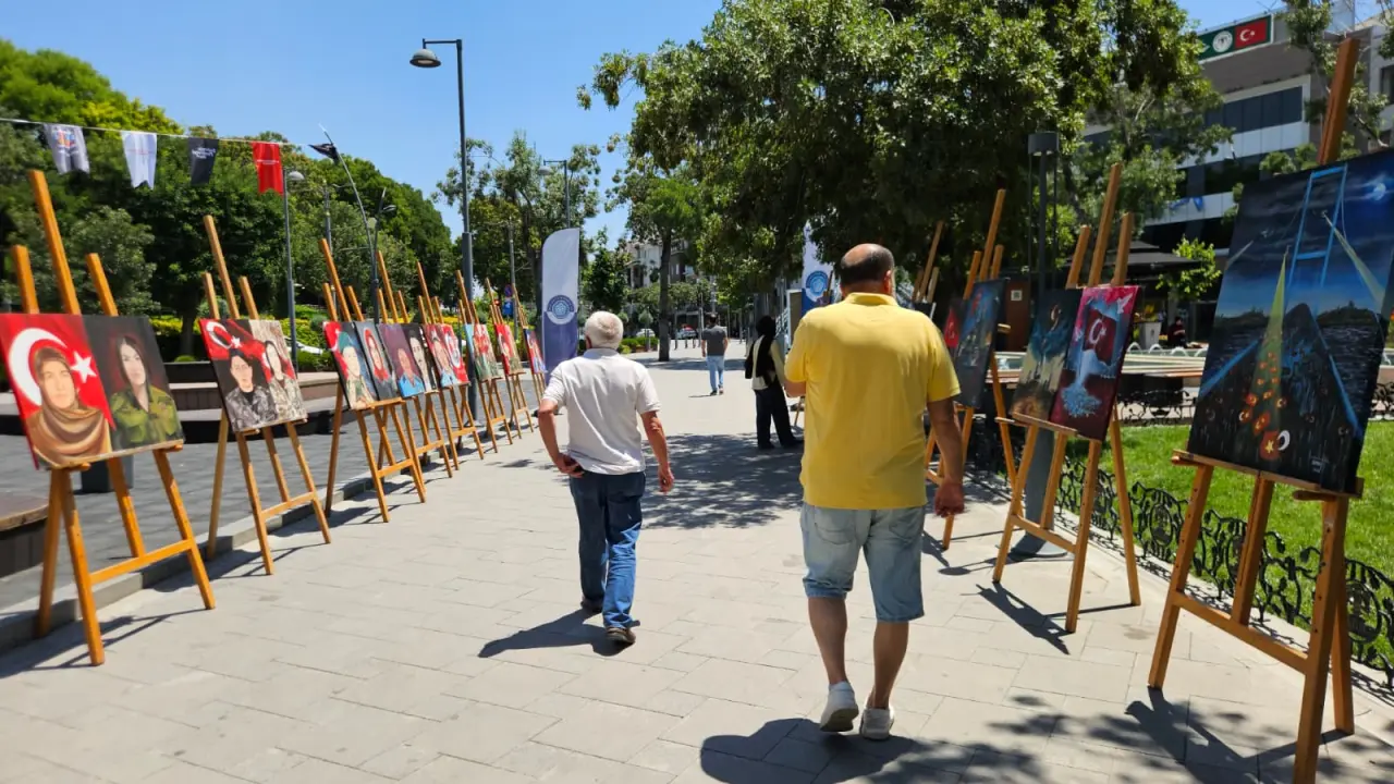 Konya'da NEÜ öğrencilerinden 15 Temmuz’a özel sergi 6