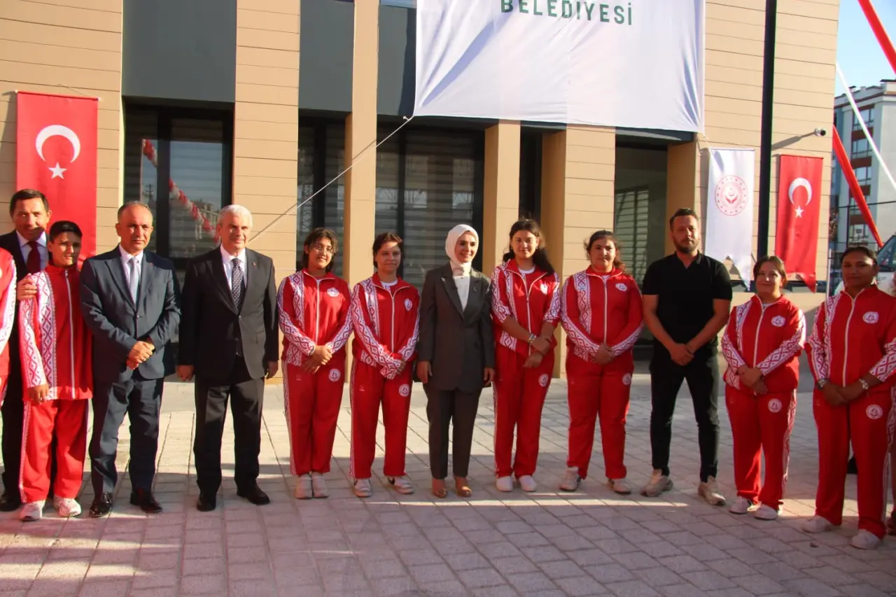 Konya'da Türkiye'nin en büyük Engelli Aktif Yaşam Merkezi açıldı 11