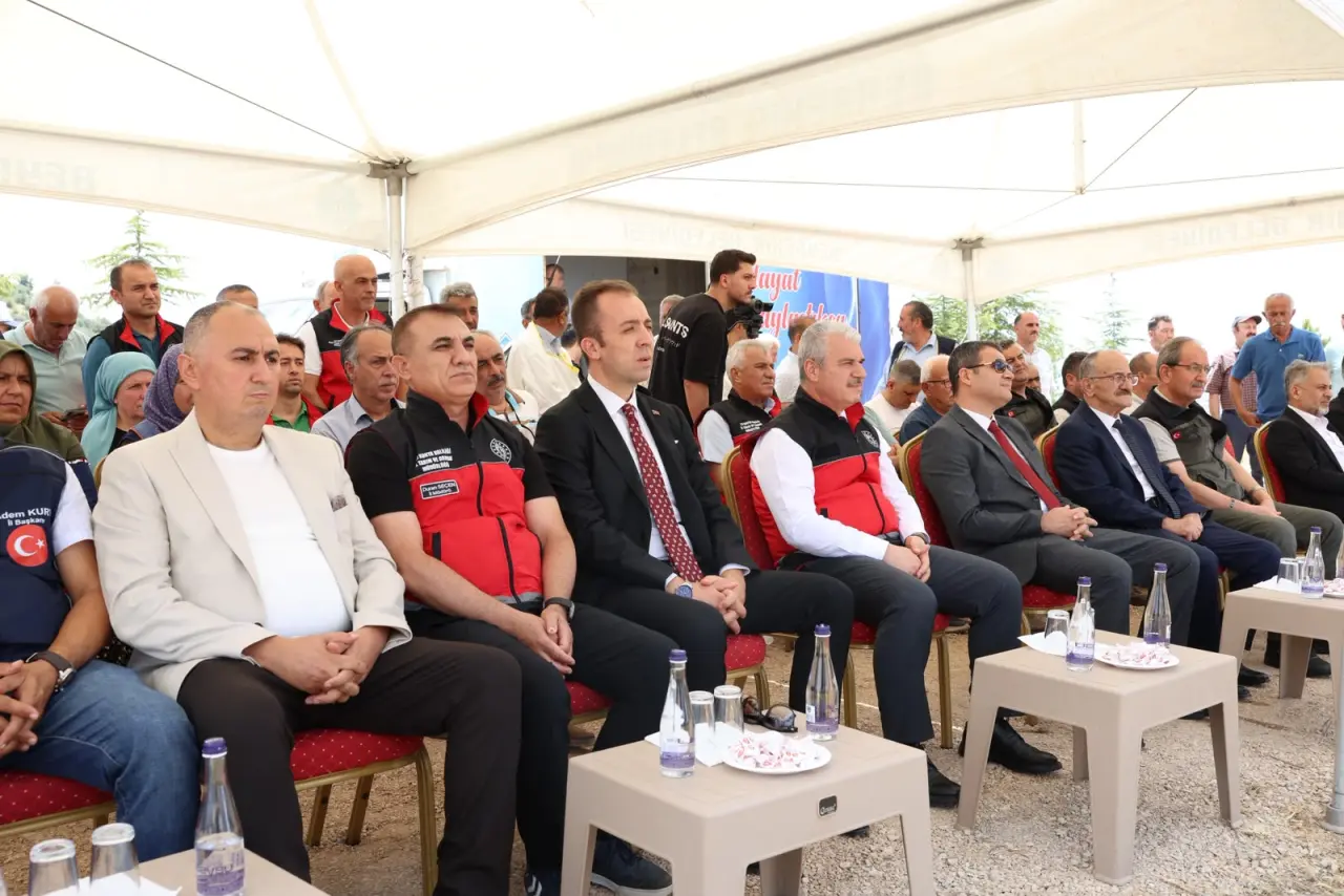 Konya'da yılda 900 ton bal üretiliyor! Hasat sezonu başladı 1