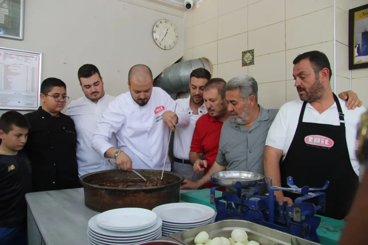 Konya'nın 92 yıllık lezzet durağına veda! Tarihi şube kapanıyor 6